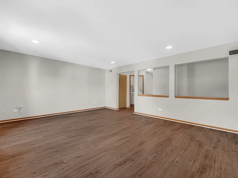 5005 Corning Ct — Photo 15