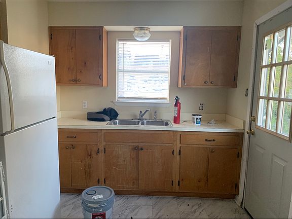 4th image of 1706 Islla Dr