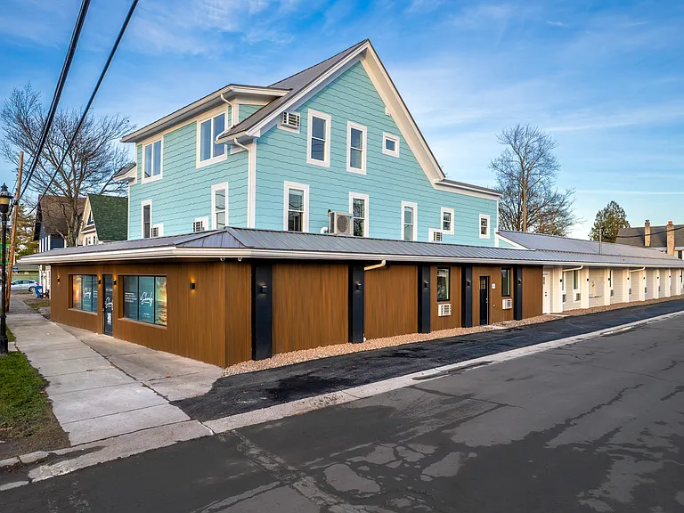 1104 Main St #10 — Photo 17