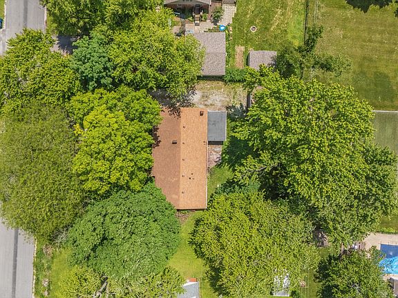 5th image of 5240 Southdale Dr