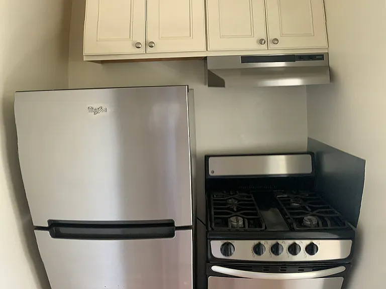 127 Cottage Ave #D — Photo 6