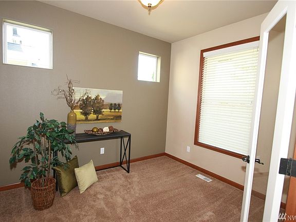 3rd image of 15177 Durant Dr SE