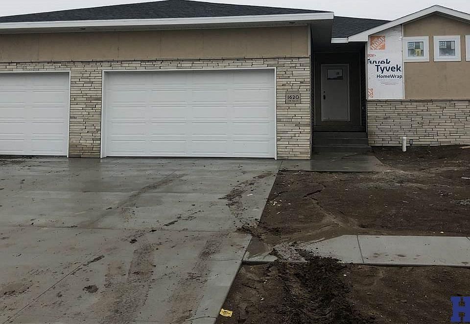 1st image of 1620 N 52nd St