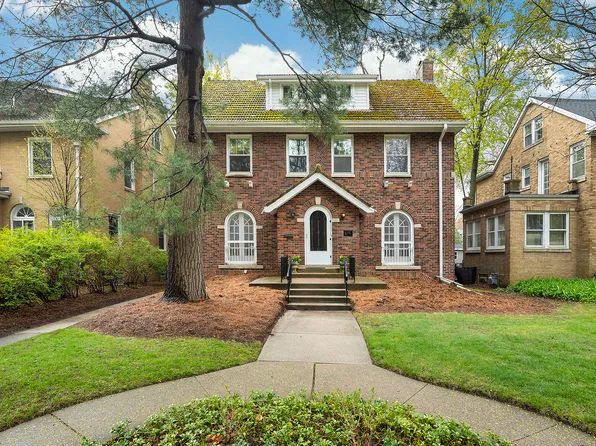 810 Lincoln St, Evanston, IL 60201