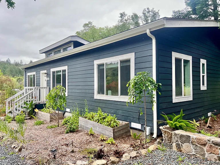 Green Hill Rd — Photo 3