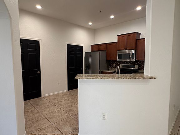 4th image of 14575 W Mountain View Blvd Unit 10212
