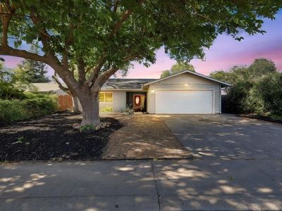8977 Brydon Way, Sacramento, CA, 95826