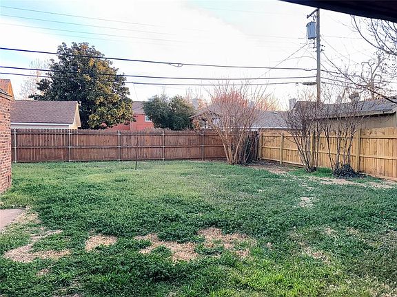 4th image of 808 NW 41st St
