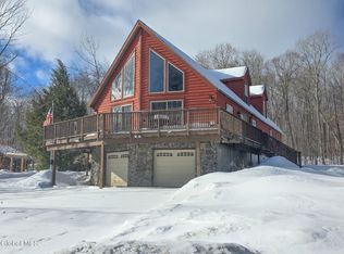 157 Maplewood Drive, Gloversville, NY 12078