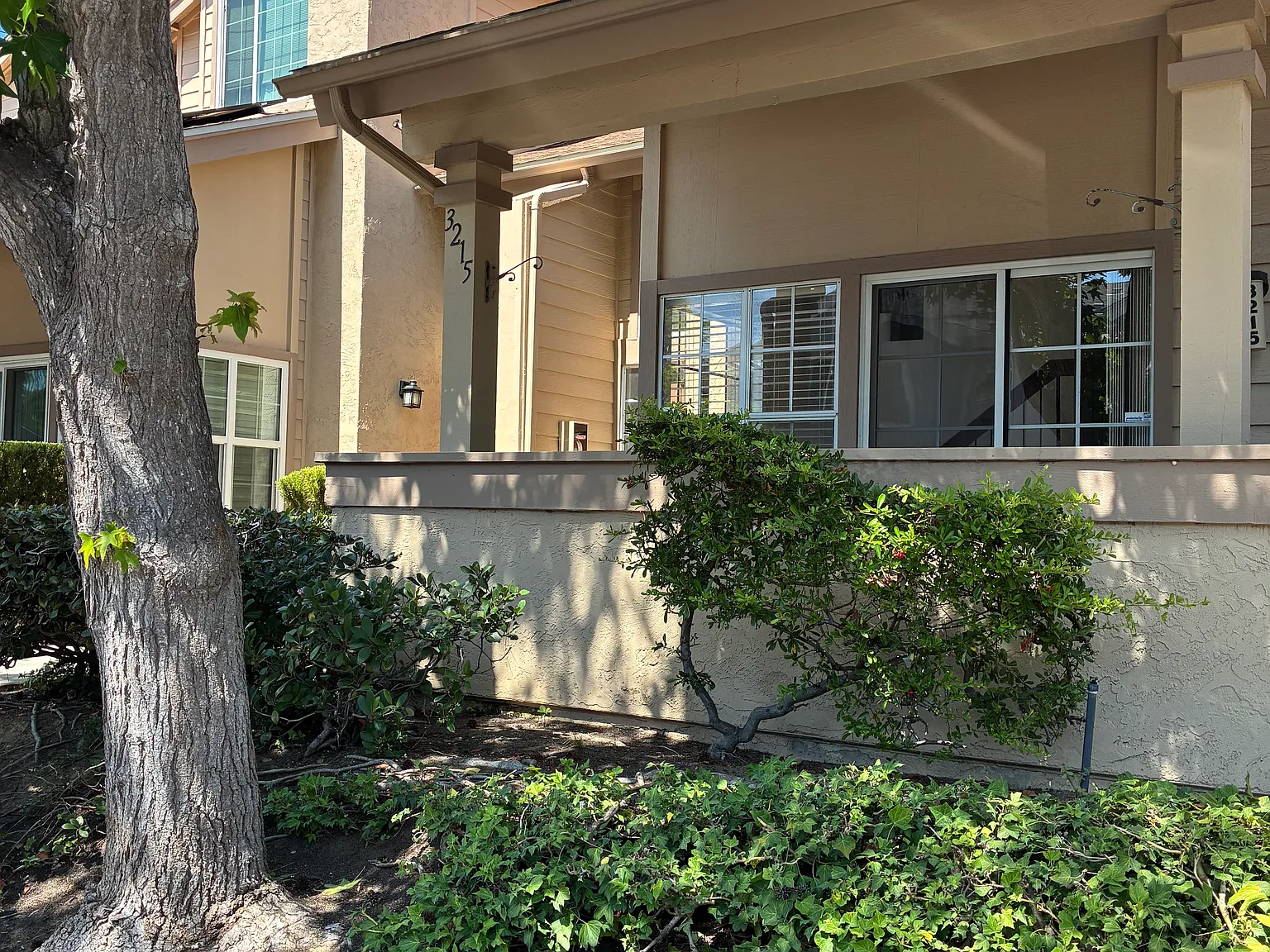 3 bed, 2.5 bath, 1553 sqft, $3,950 — Photo 4