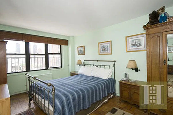 Sold by Brown Harris Stevens | media 10