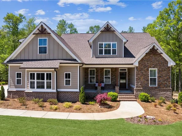 267 Hidden Trl, Pendergrass, GA 30567