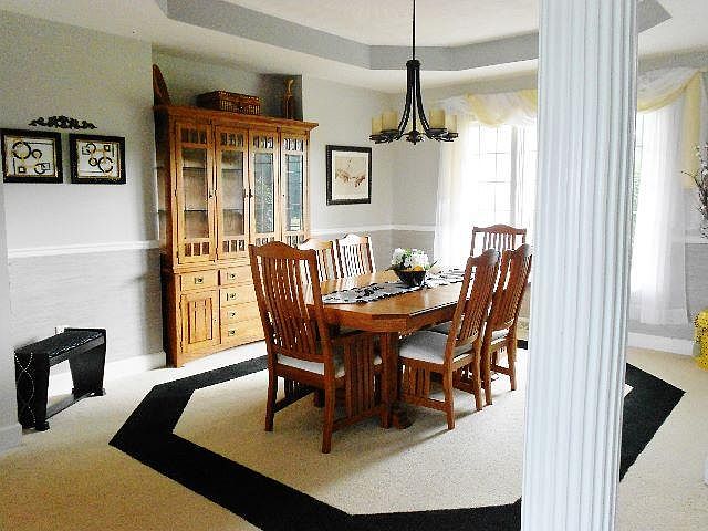 1st image of 2875 Clifton Ave
