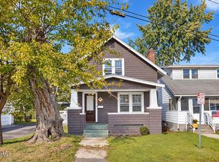 2 Irving Pl, Menands, NY 12204