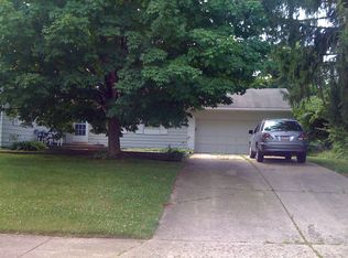 423 Maxine Dr, Oxford, OH 45056