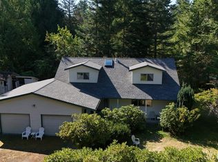 1857 Washington Dr, Pt Roberts, WA 98281