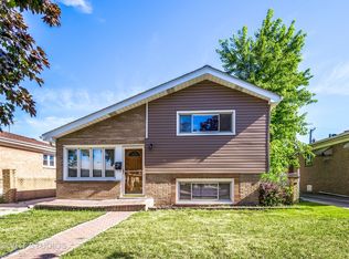 9900 Ivanhoe Ave, Schiller Park, IL