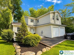 113 Saint Regis Walk, Tobyhanna, PA 18466