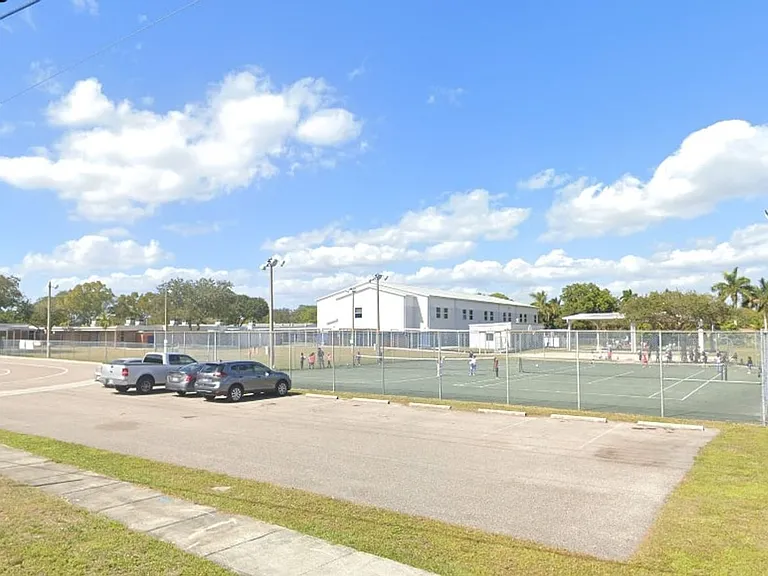 1830 Maravilla Ave #309 — Photo 27
