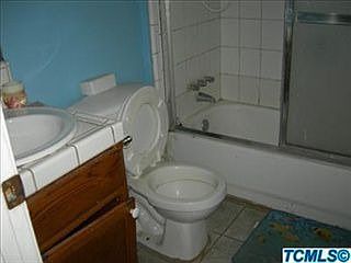 5th image of 178 N Oakview Ave