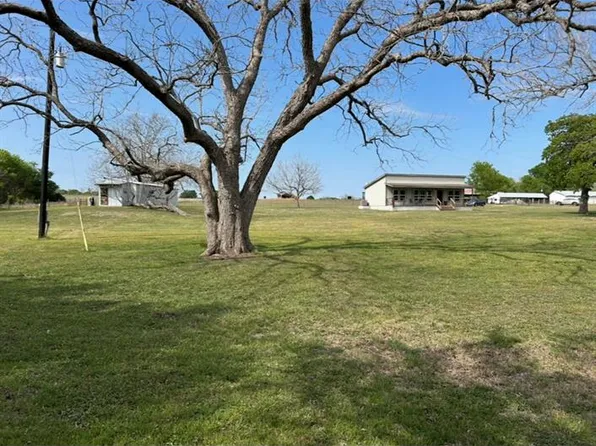 1200 Choctaw Rd, Brenham, TX 77833