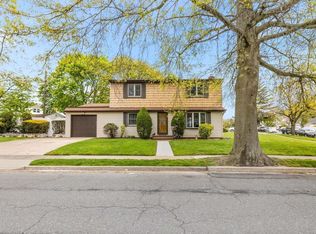 1387 Forest Ave, Baldwin, NY 11510