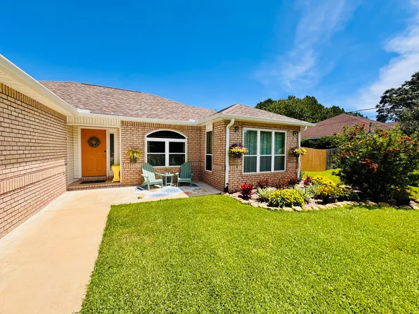 7216 Manatee St, Navarre, FL 32566