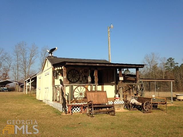 2nd image of 191 Cabero Rd