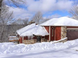 196 Ridgeview Rd, Hidden Valley, PA 15502