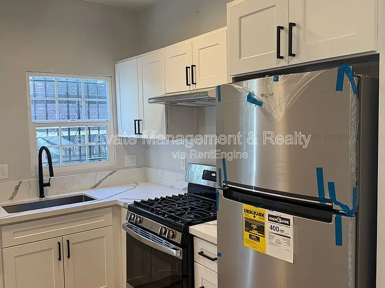 1607 W 49th St #1609 — Photo 18
