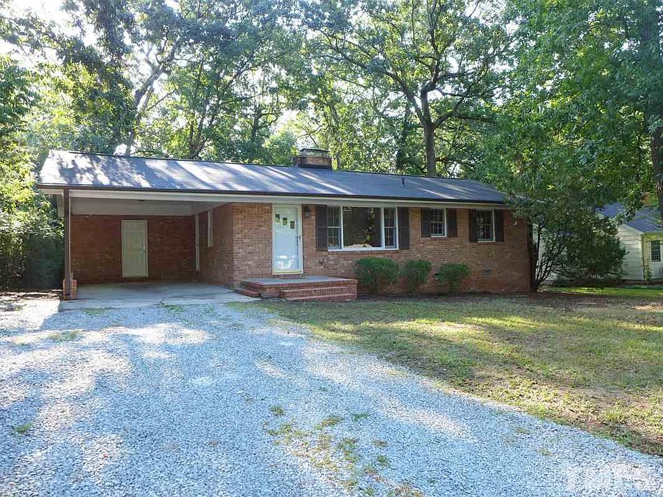 1st image of 203 White Oak Dr