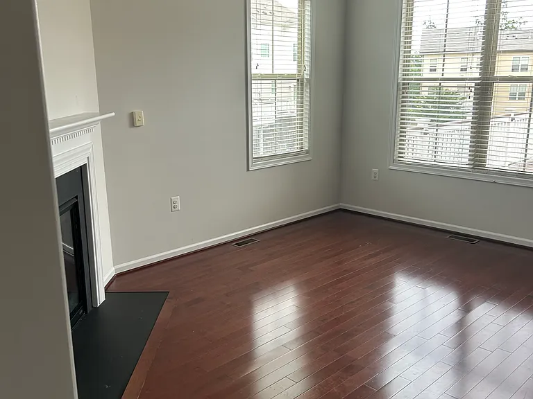 23314 Tradewind Dr — Photo 31