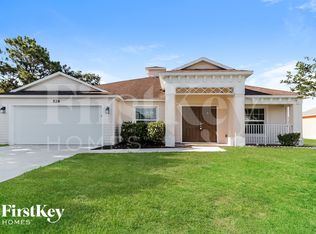 526 SW Dahled Ave, Port Saint Lucie, FL 34953
