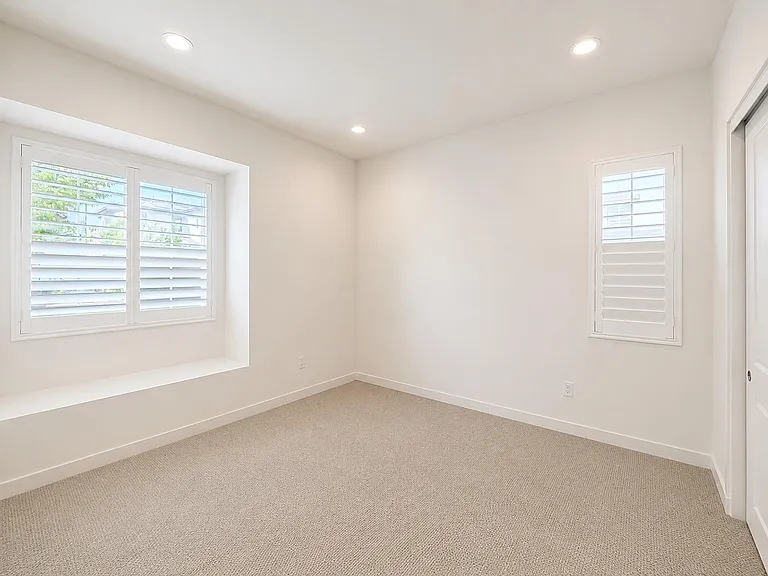 583 Townsend Way — Photo 28