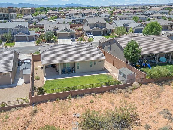 5th image of 272 N Sage Crest Dr