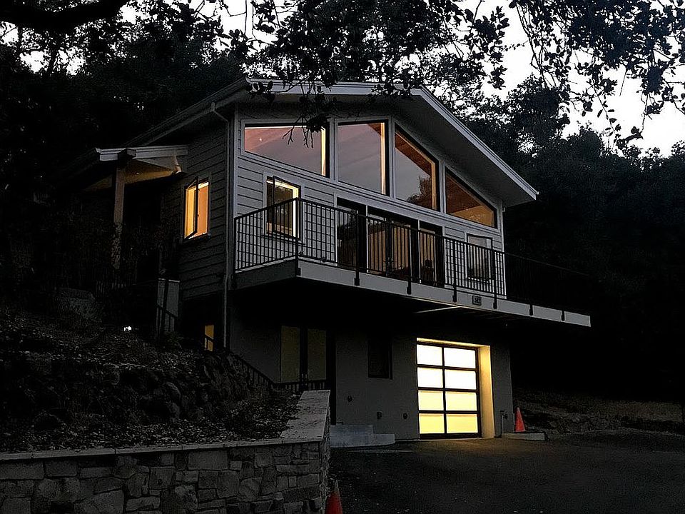 2nd image of 512 Maple Way