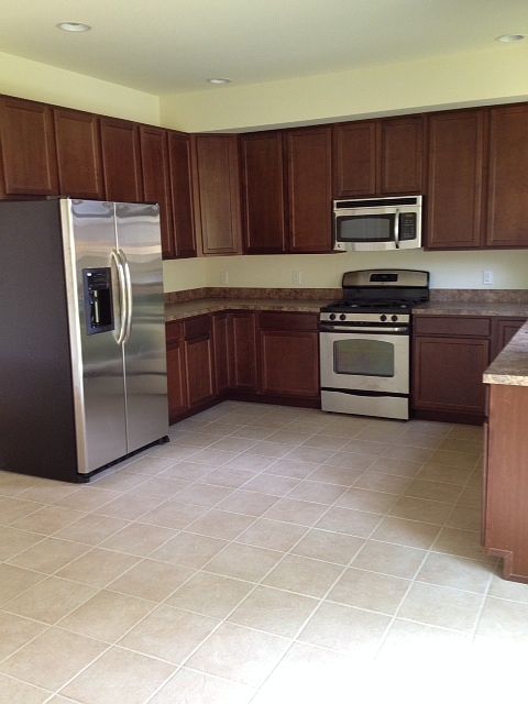 1st image of 456 Bethune Dr