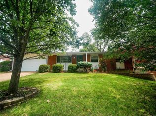 3262 Gwengreen Dr, Bridgeton, MO 63044