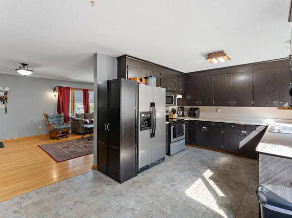504 Barclay St, Saint Paul, MN 55106