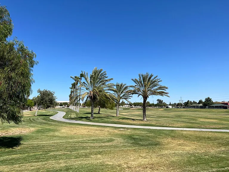 1529 Racquet Club Dr #B — Photo 10