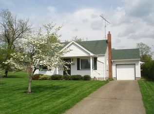422 Jackson St, Campbell, OH