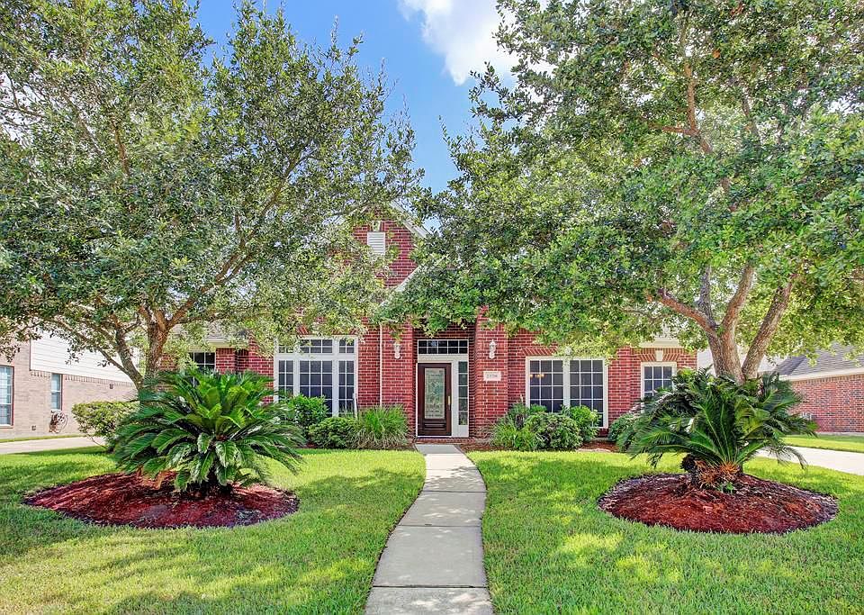 1st image of 23718 Hackberry Dr