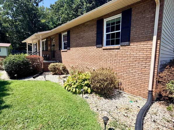 259 Cardwell Dr, Tazewell, TN 37879