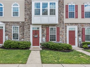 8 Stevens Ct, Somerdale, NJ 08083