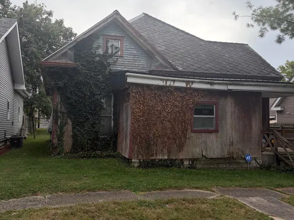 1524 18th St, Bedford, IN 47421