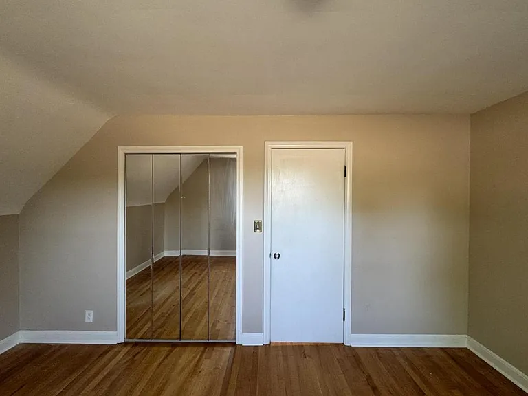 1637 Upland Rd — Photo 24