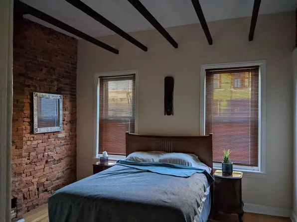 2138 Sears St, Philadelphia, PA 19146