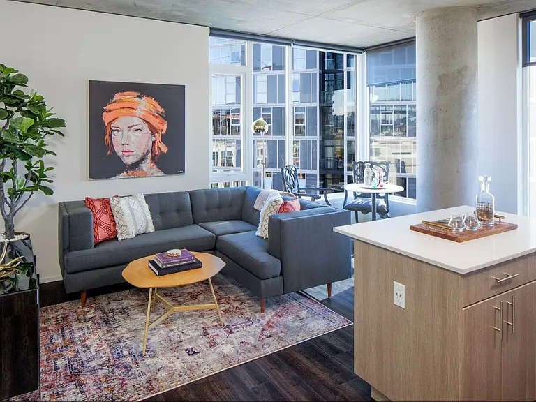 NV Apartments — Photo 24