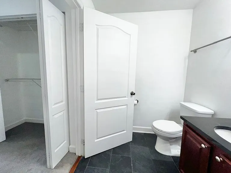 2071 Dixie Belle Dr #K — Photo 21