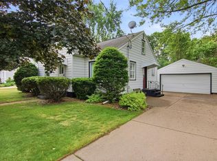 2005 Eddy Ln, Eau Claire, WI 54703